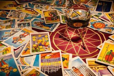 tarot y videncia gratis|Tarot Gratis Tirada ᐈ Selecciona tu Lectura de cartas。